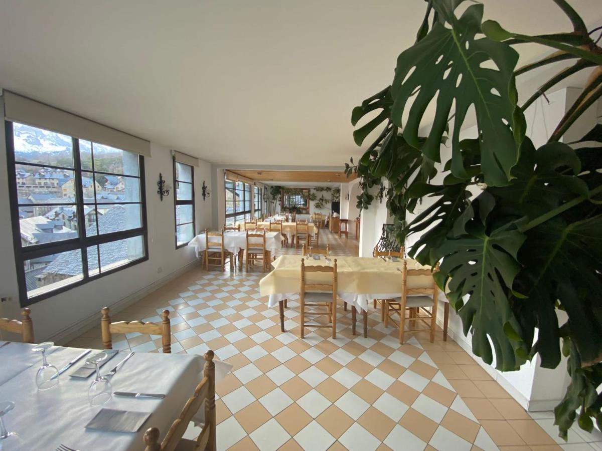 Hotel Mariana Tramacastilla de Tena Zewnętrze zdjęcie