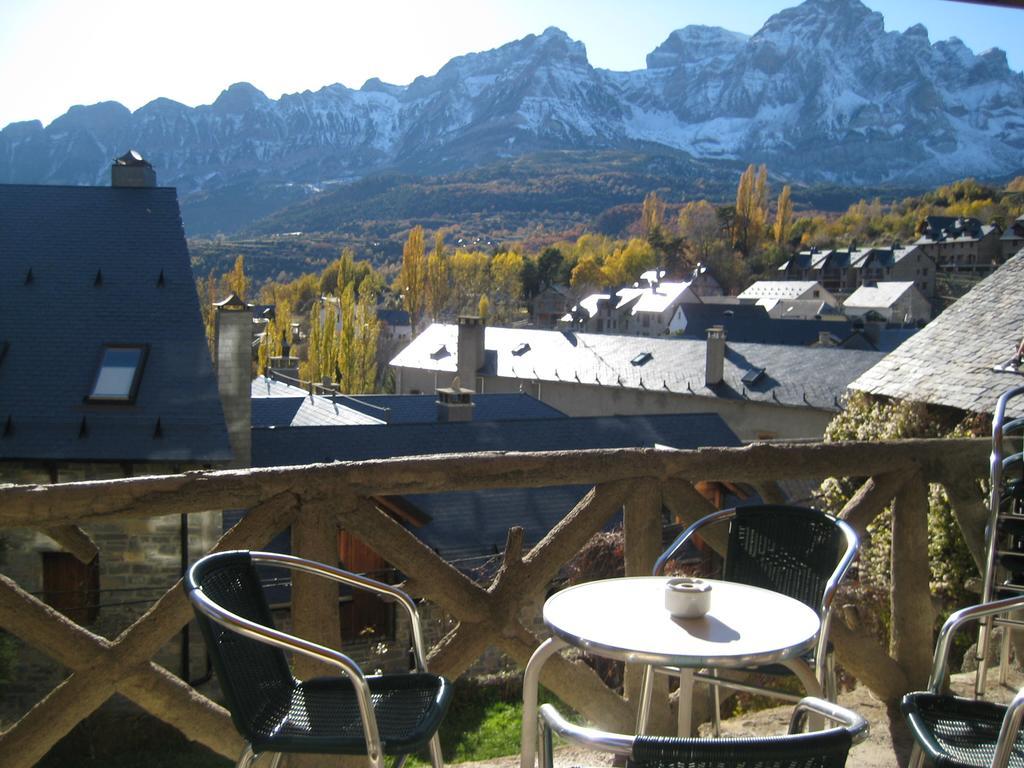 Hotel Mariana Tramacastilla de Tena Zewnętrze zdjęcie