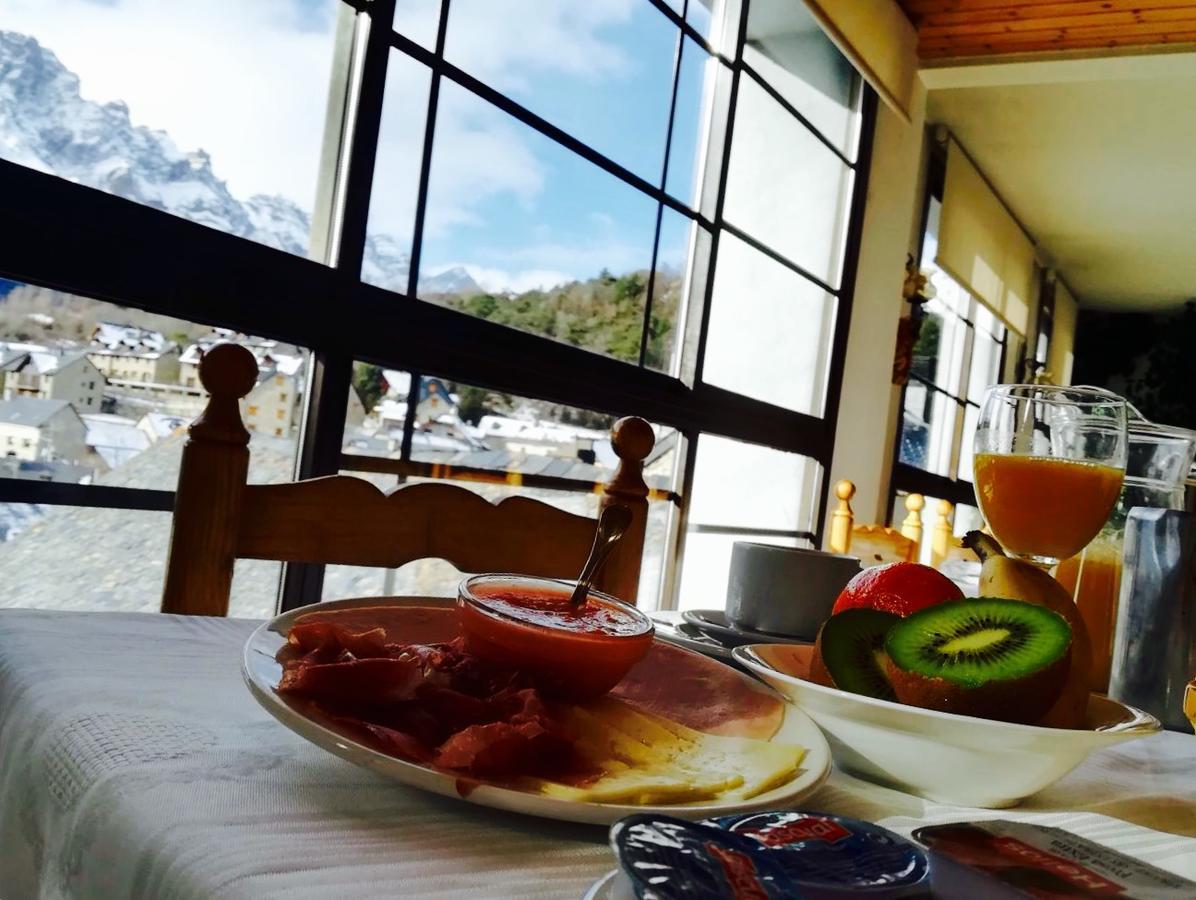 Hotel Mariana Tramacastilla de Tena Zewnętrze zdjęcie